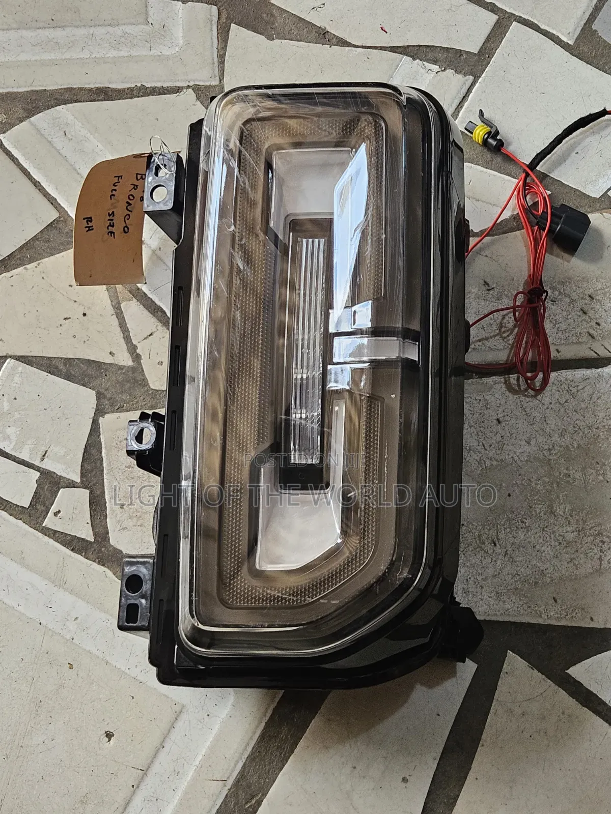 Bronco 22 Taillights Right Side Led Available