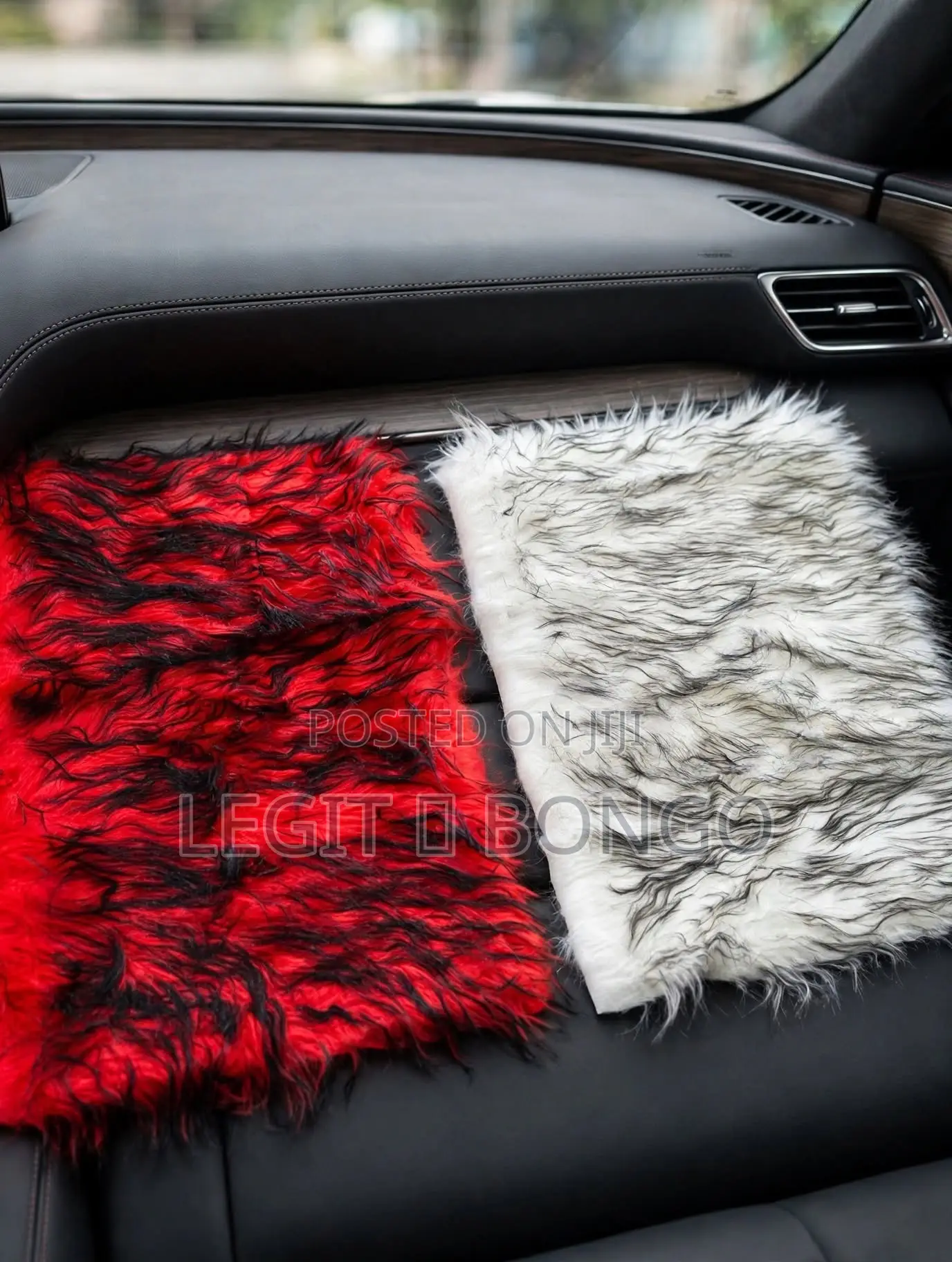 Universal Fluffy Dashboard Mat