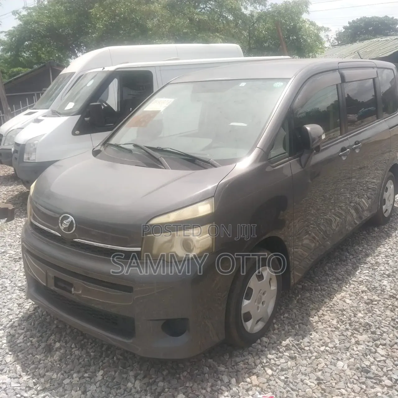 Toyota Voxy 2012 Black