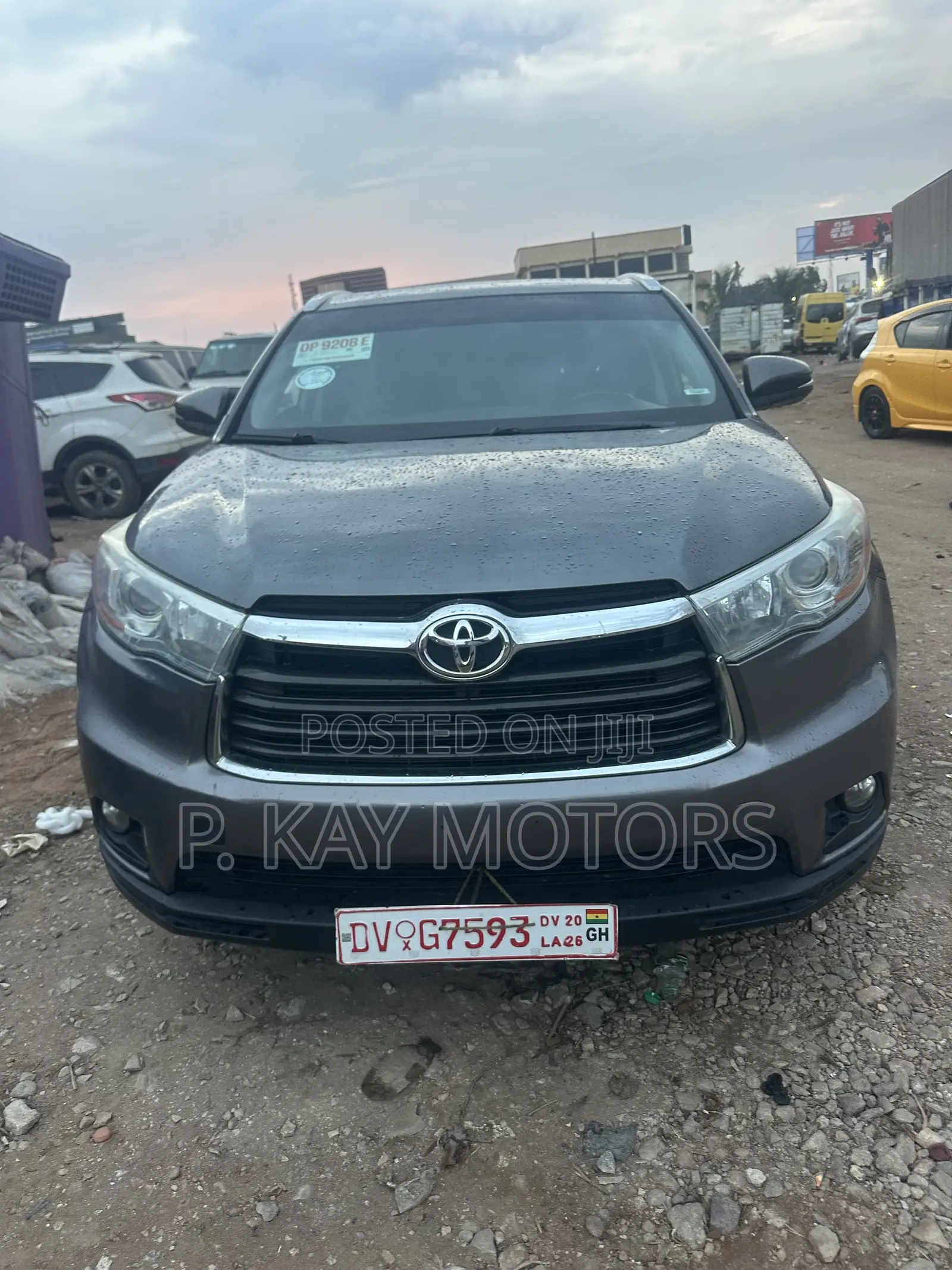 Toyota Highlander XLE V6 4x2 (3.5L 6cyl 6A) 2016 Gray