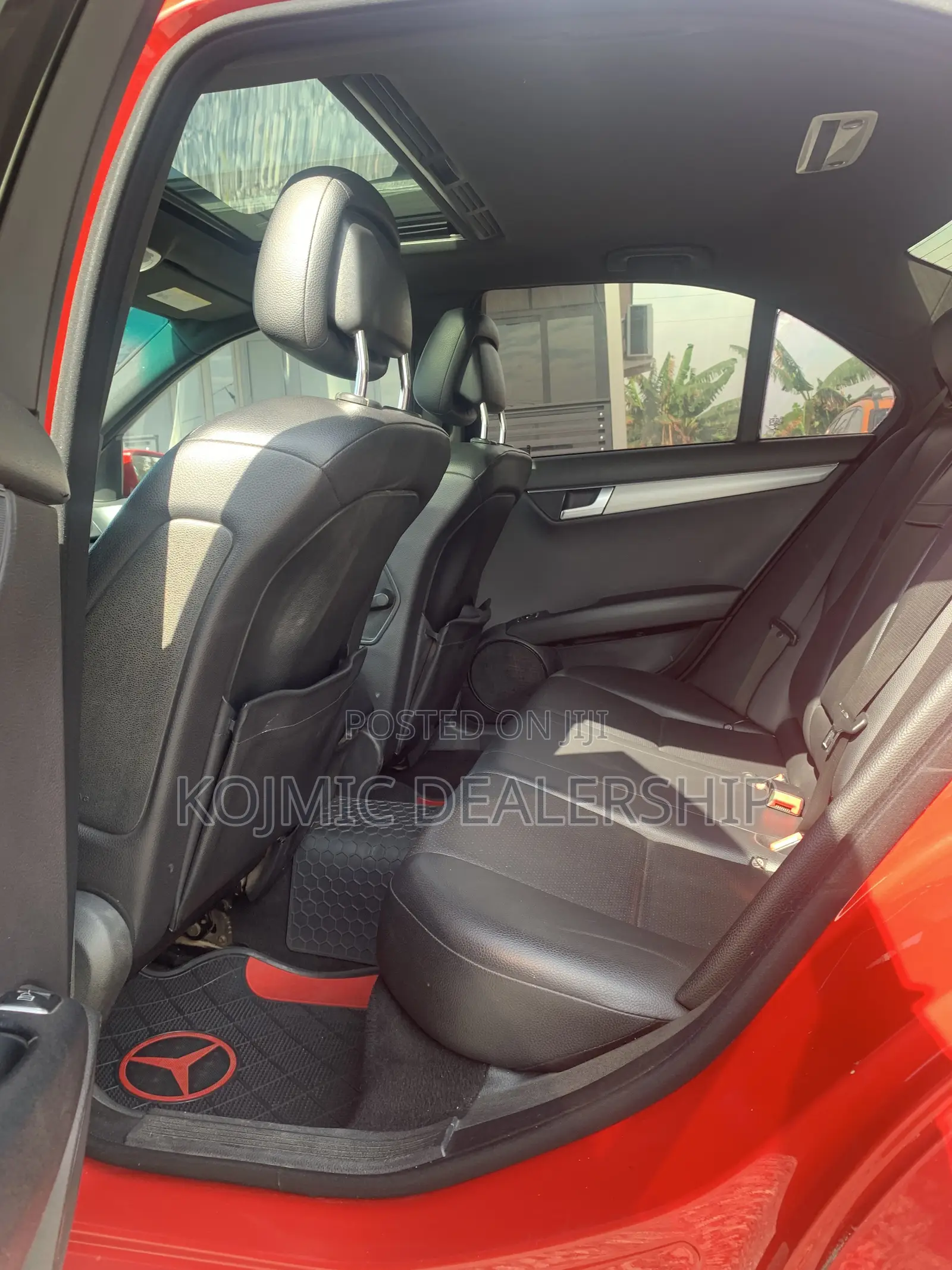 Mercedes-Benz C250 2014 Red