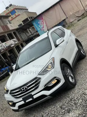 Hyundai Santa Fe SE AWD 2018 White