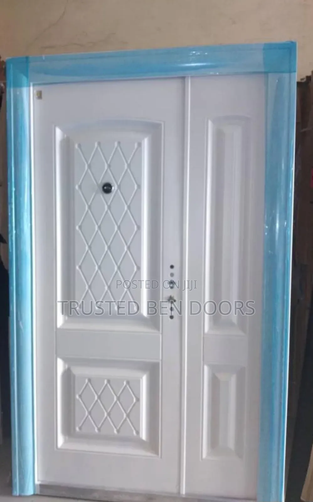 White Paladin Turkey Security One and Half Door With Accessories