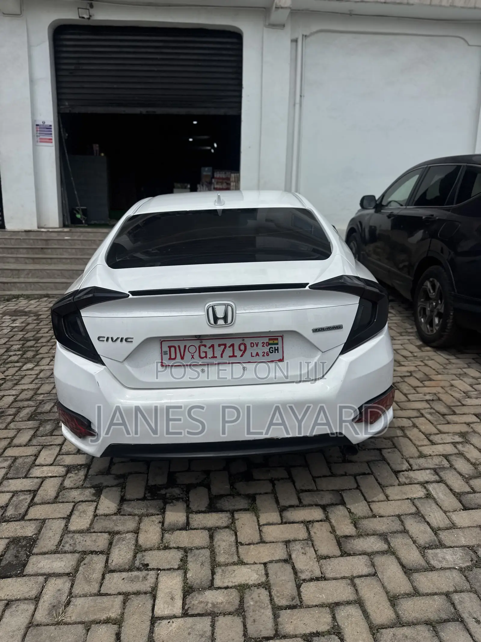 Honda Civic Touring 4dr Sedan (1.5L 4cyl) 2016 White
