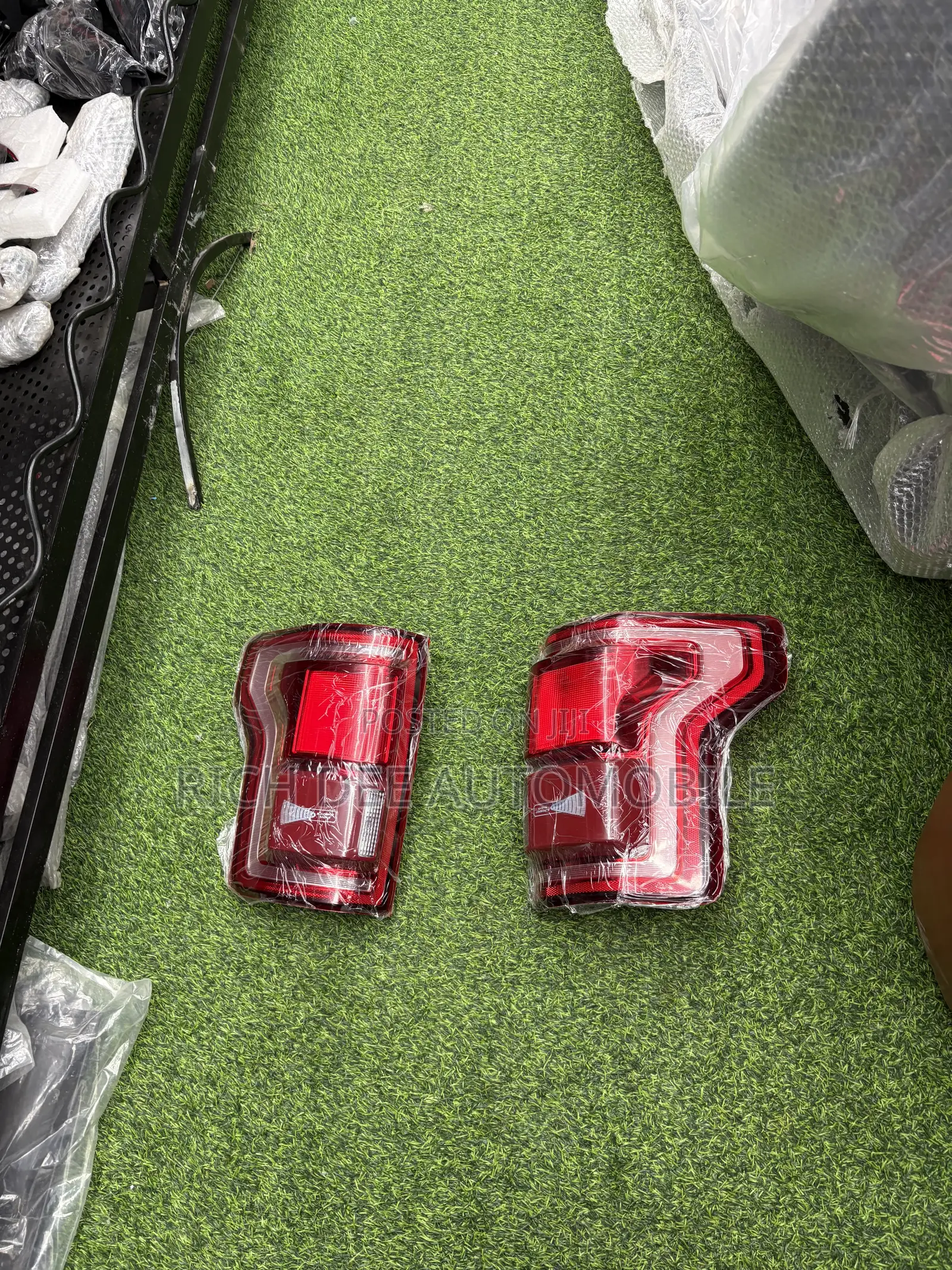 Ford F150 Raptor 2018 Taillight Without Charger