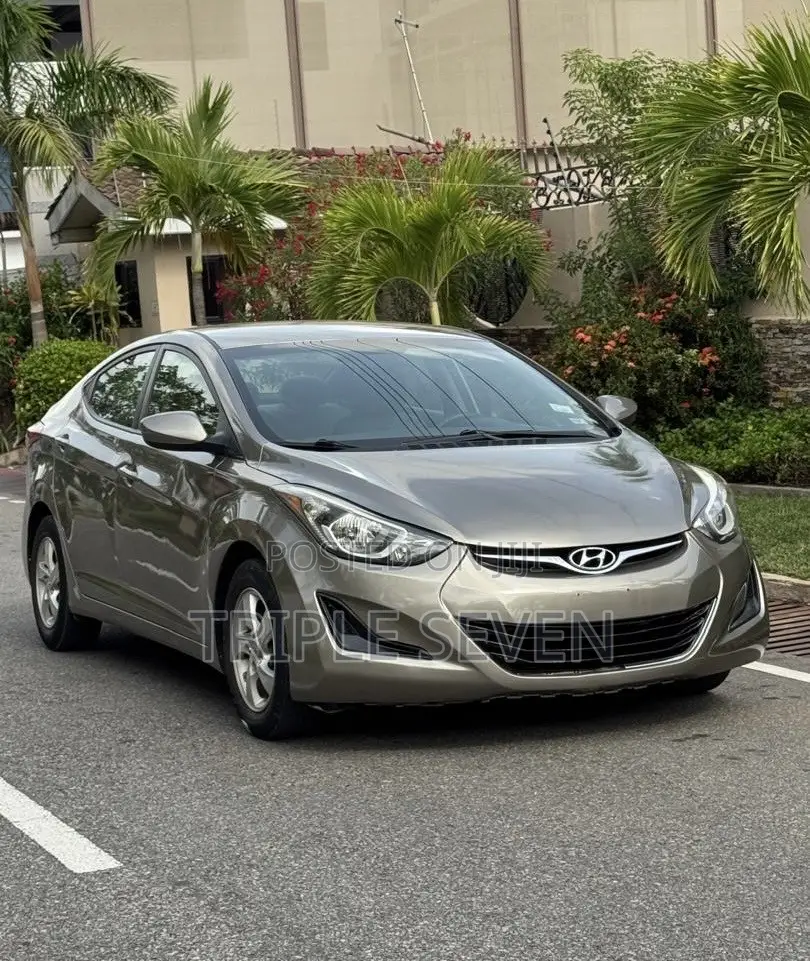 Hyundai Elantra SE 4dr Sedan (1.8L 4cyl 6A) 2015 Brown