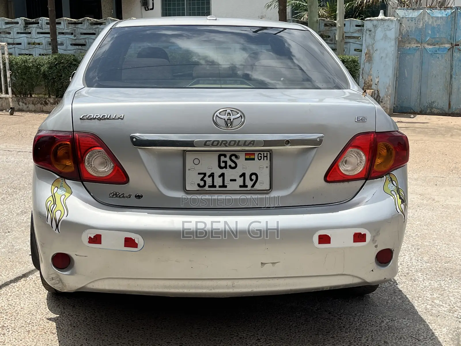 Toyota Corolla LE 4dr Sedan (1.8L 4cyl 4A) 2010 Silver