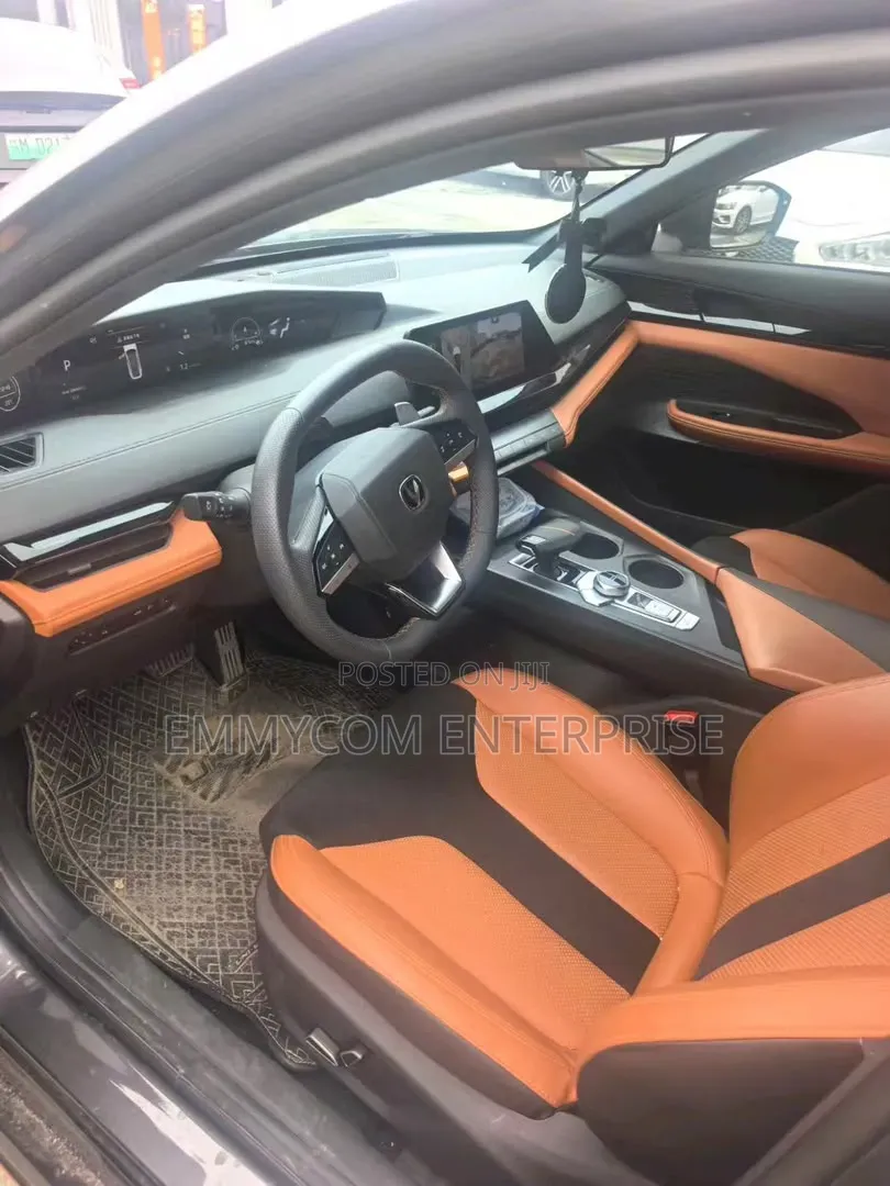 Car 2023 Black