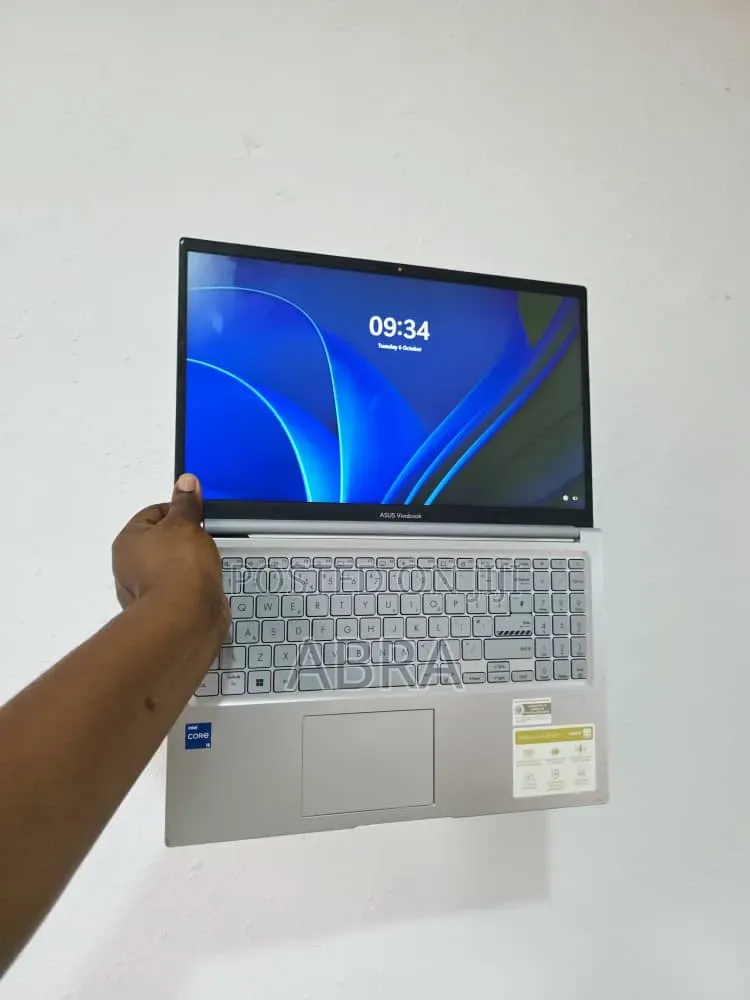 Laptop Asus Vivobook 15 8GB Intel Core i5 SSD 512GB