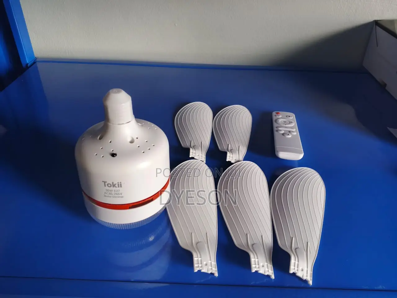 Tokji 30W LED Ceiling Fan Bulb With Remote Control