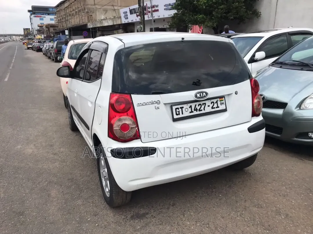Kia Morning 2011 White
