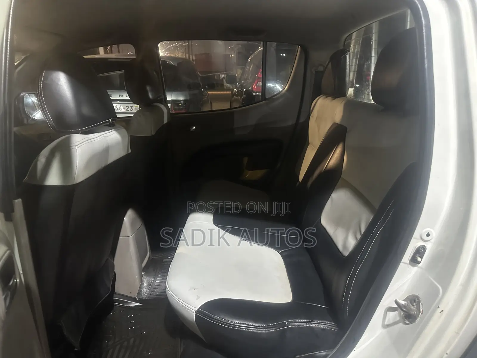 Mitsubishi L200 Double Cab 2.5 136hp 4WD 2009 White