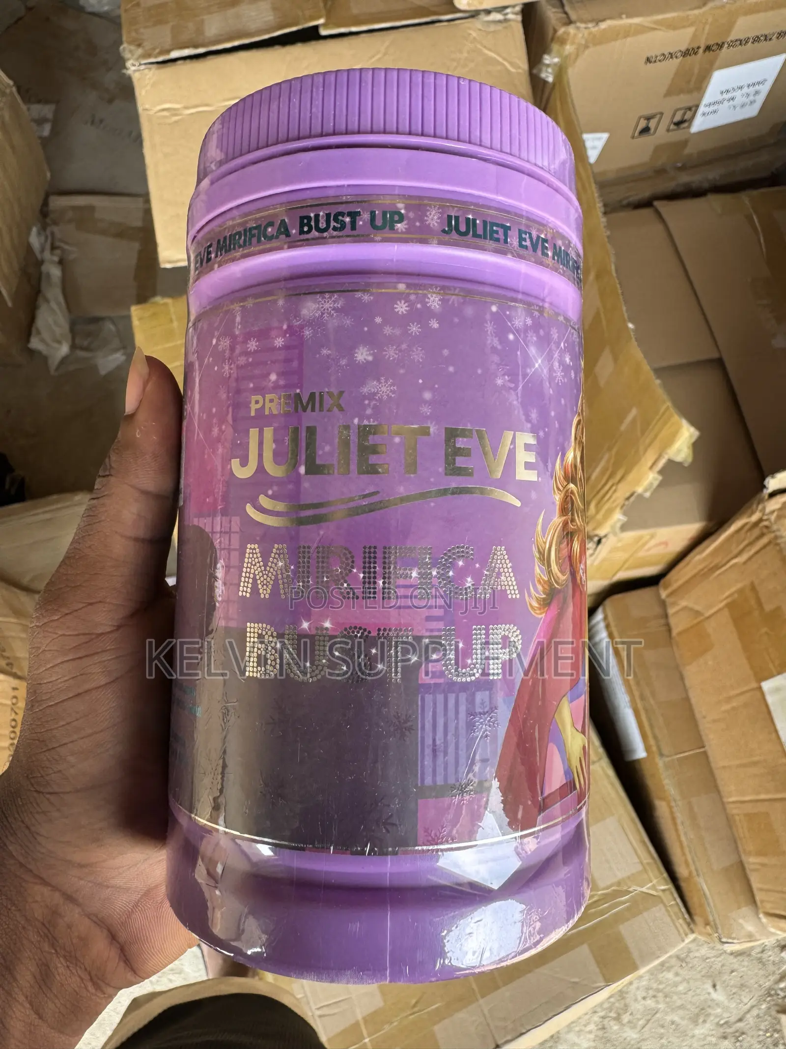 Juliet Eve Mirifica Bust Up