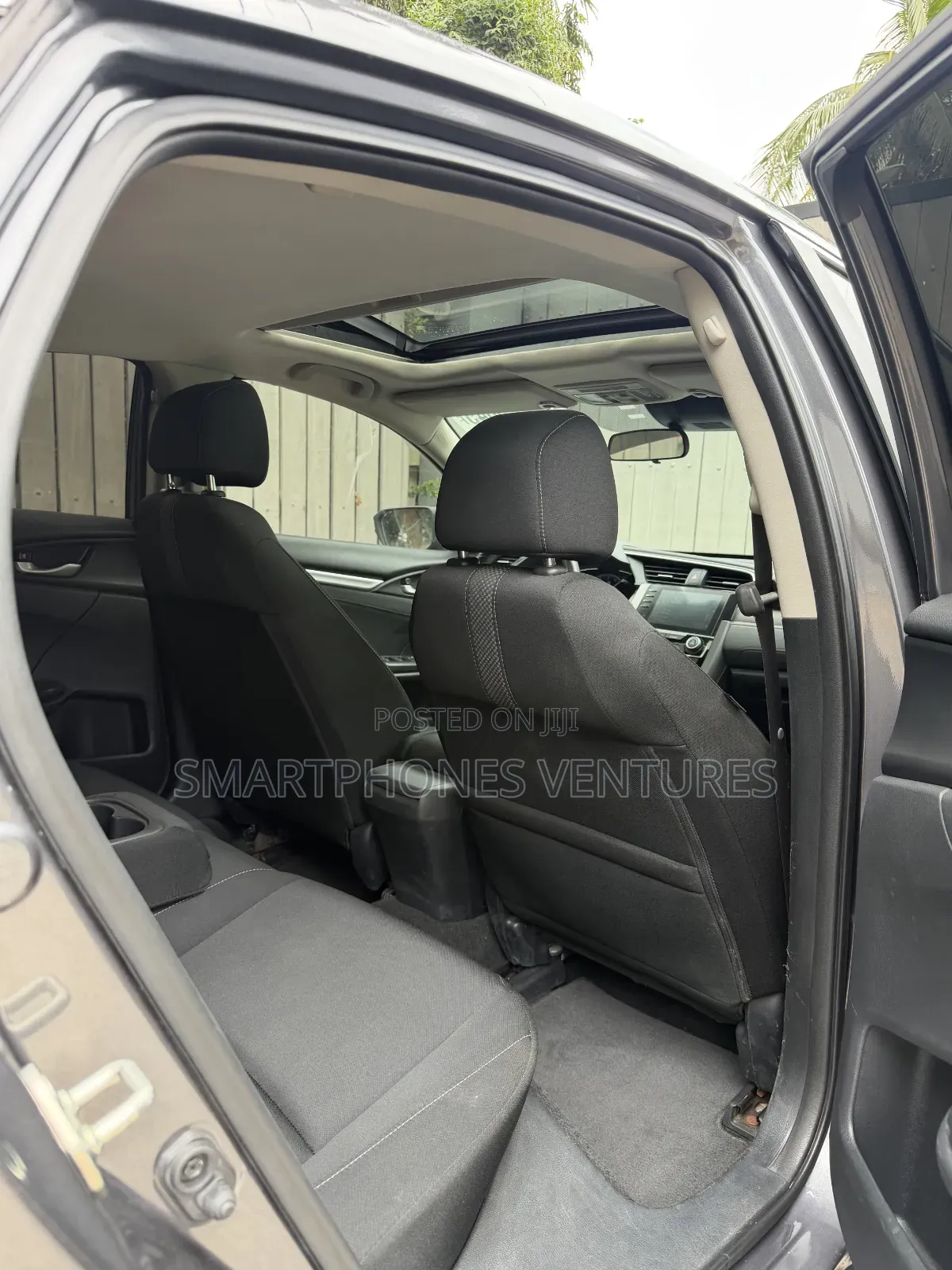 Honda Civic 2019 Gray