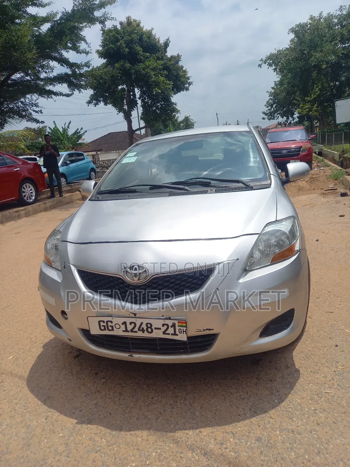 Toyota Belta 2010 Silver