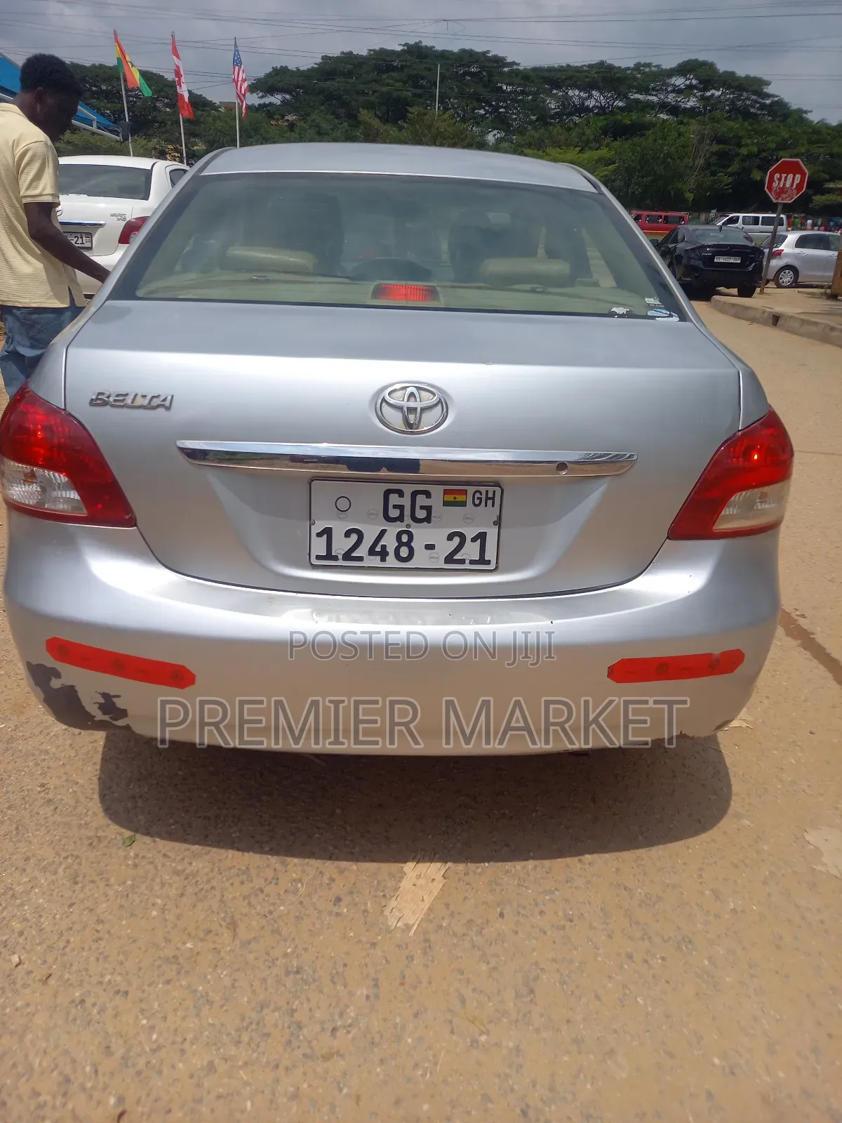 Toyota Belta 2010 Silver