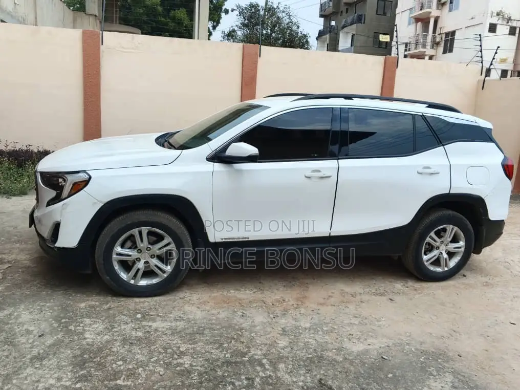 GMC Terrain 2019 White