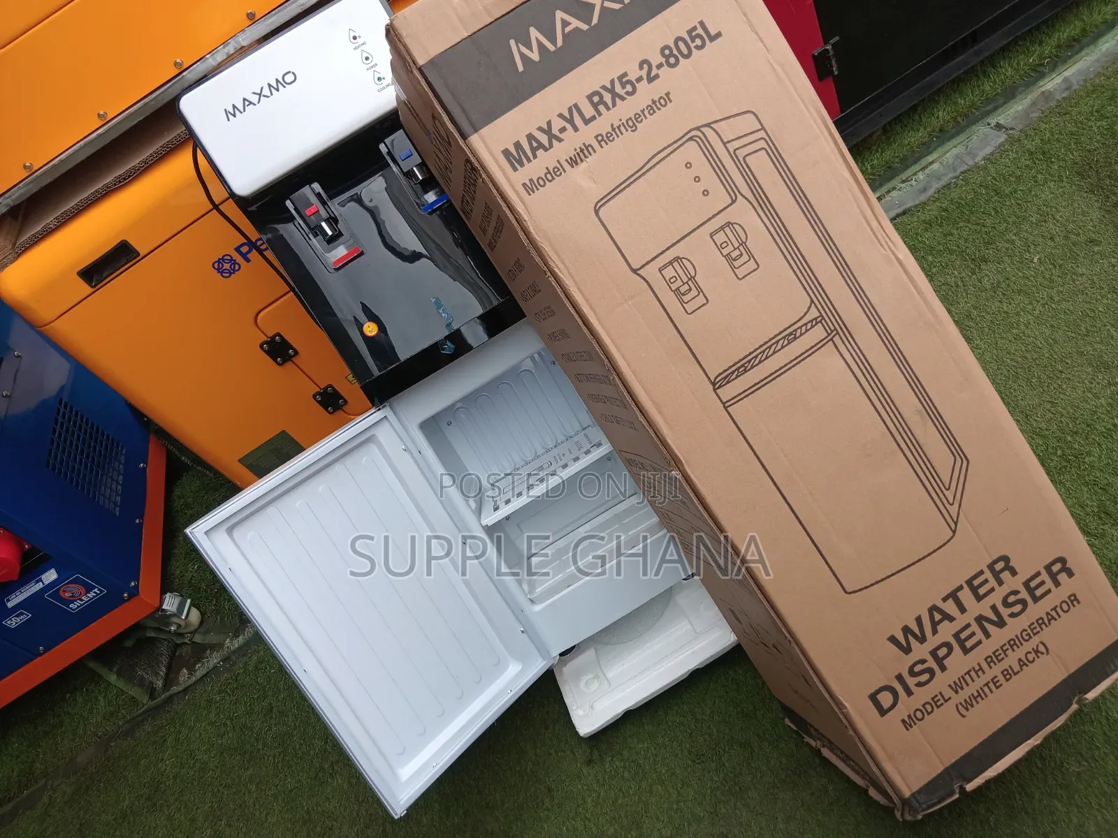 Maxmo Hot & Cold Water Dispenser With Bottom Storage Refrigerator