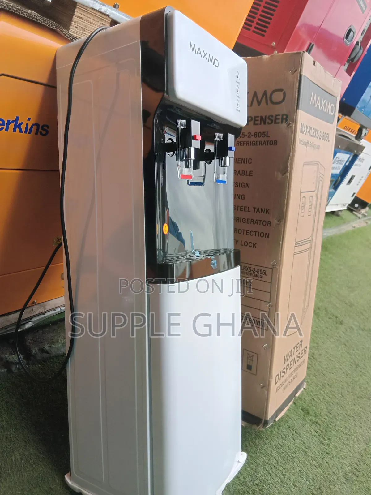 Maxmo 2-in-1 Dispenser With Refrigerator – Perfect for Modern Homes