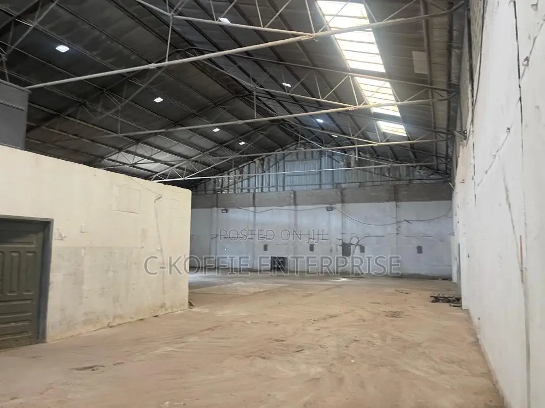 700 SQM Warehouse at North Kaneshie Industrial Area for Rent