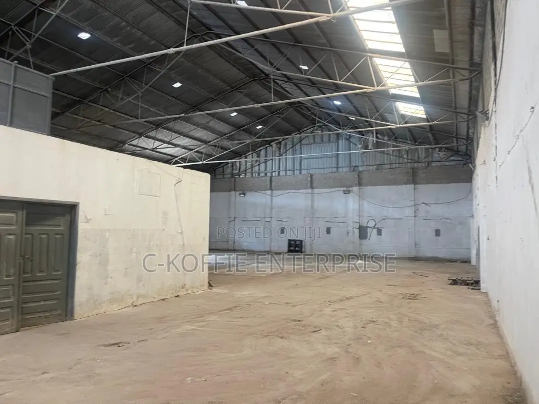 700 SQM Warehouse at North Kaneshie Industrial Area for Rent