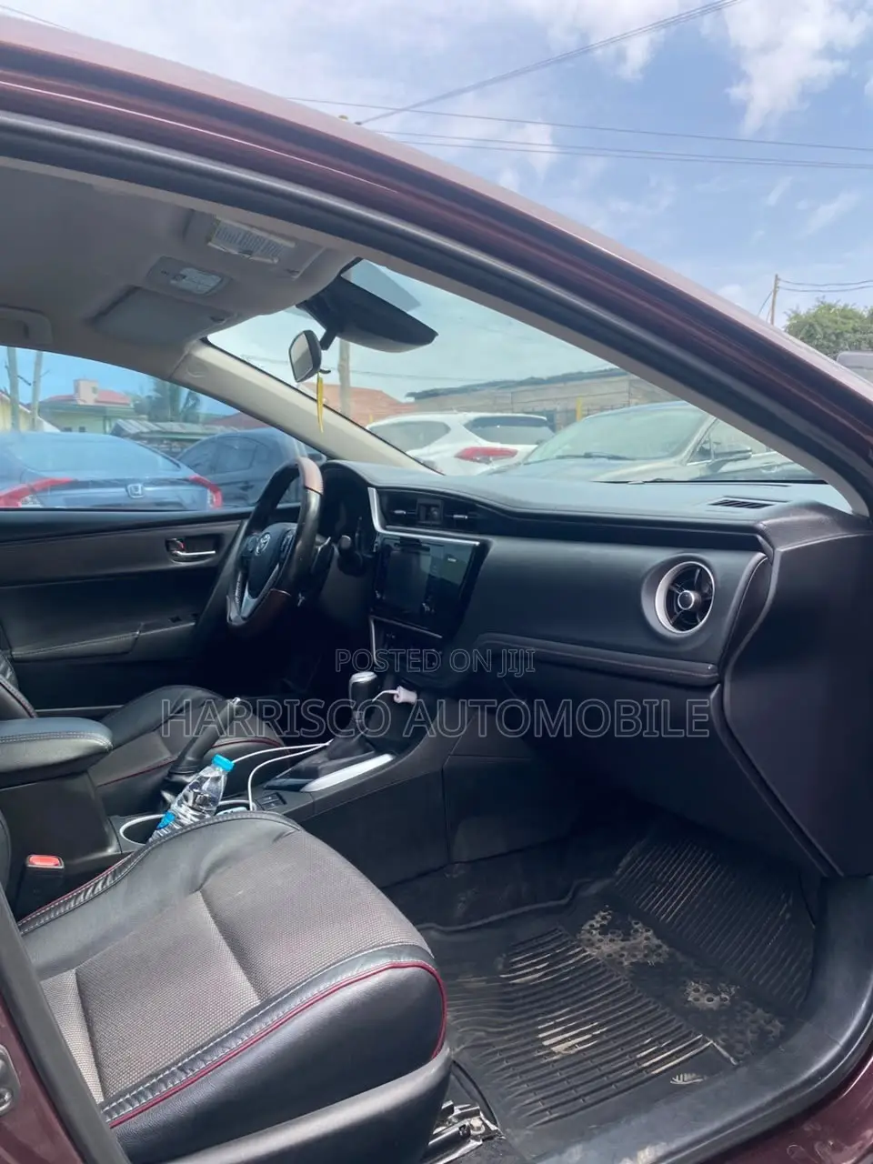 Toyota Corolla SE 4dr Sedan (1.8L 4cyl Manual) 2017 Burgundy