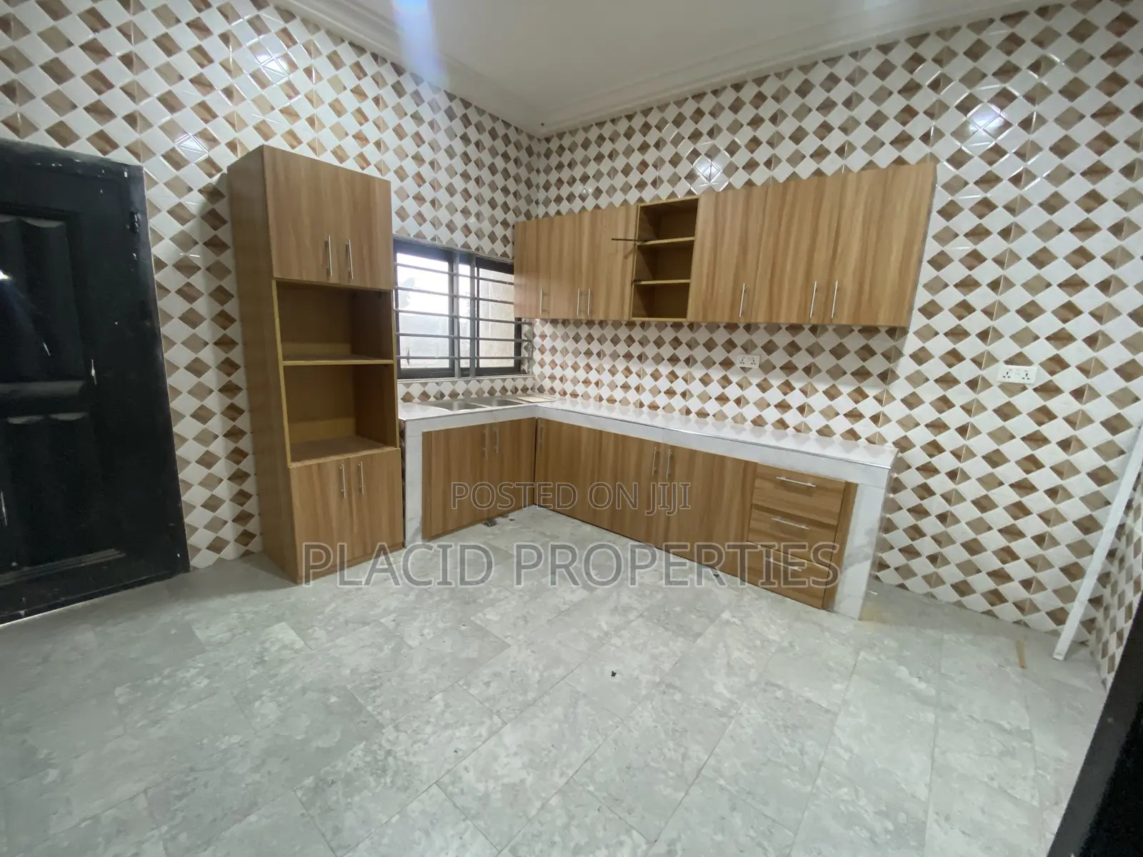 2bdrm Apartment in Kwabenya for rent