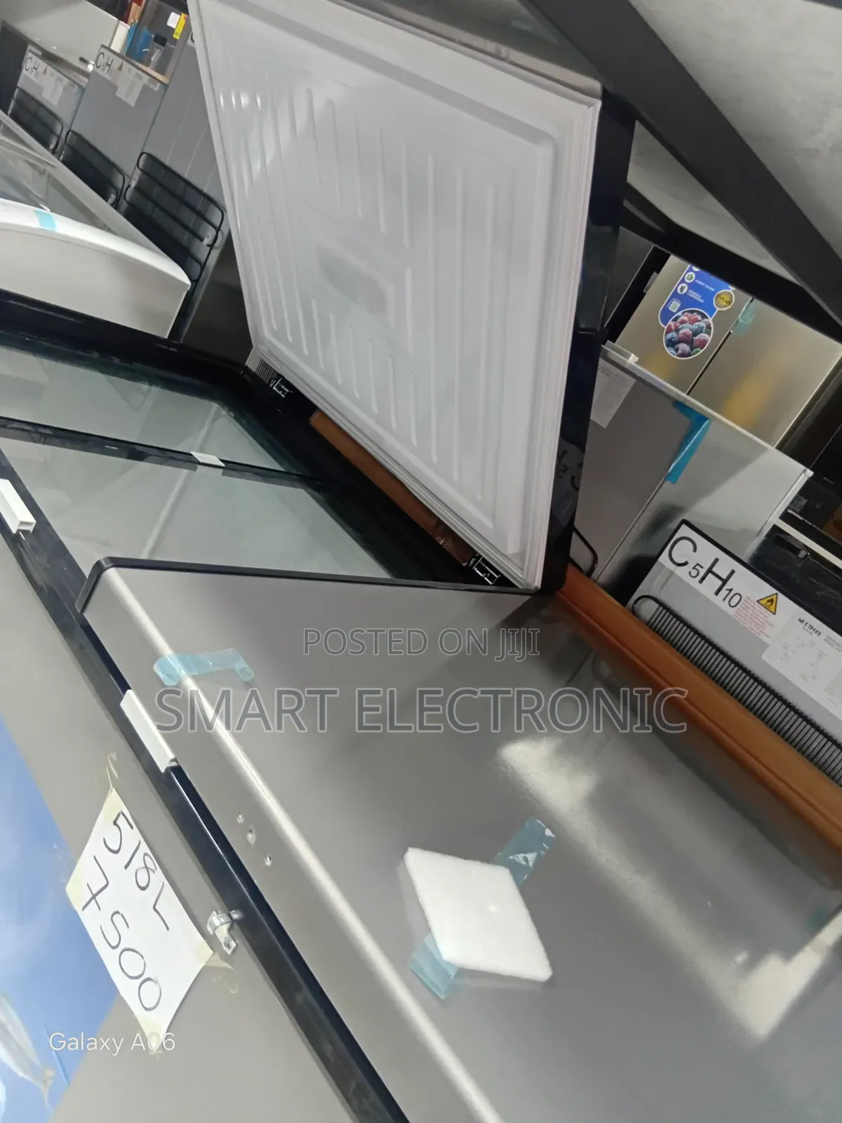 First Choice Westpool 518L Refrigerator
