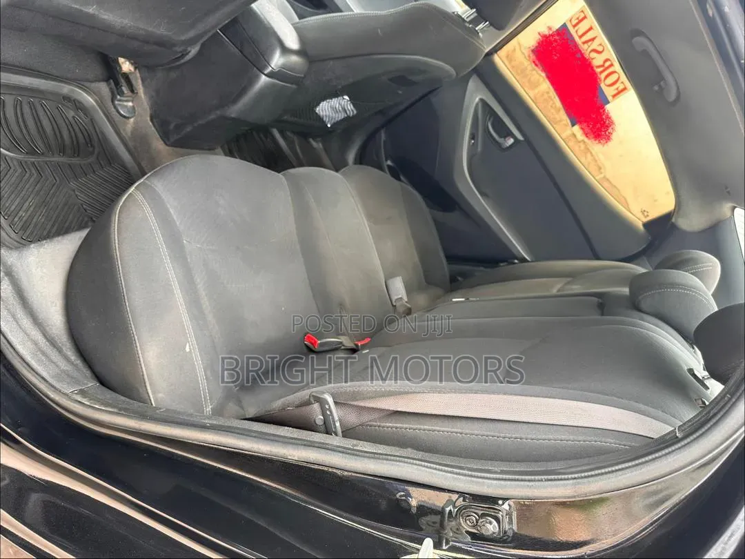 Hyundai Elantra SE 4dr Sedan (1.8L 4cyl 6A) 2015 Black