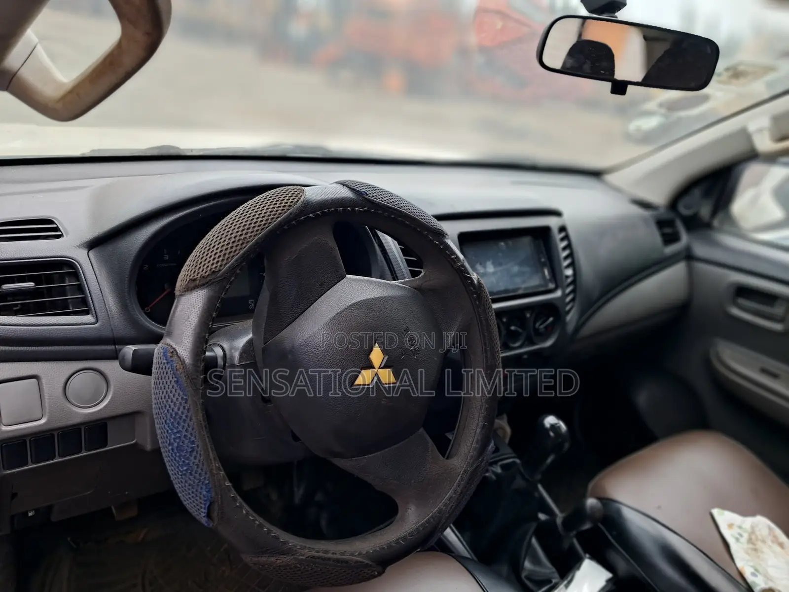 Mitsubishi L200 2017 White