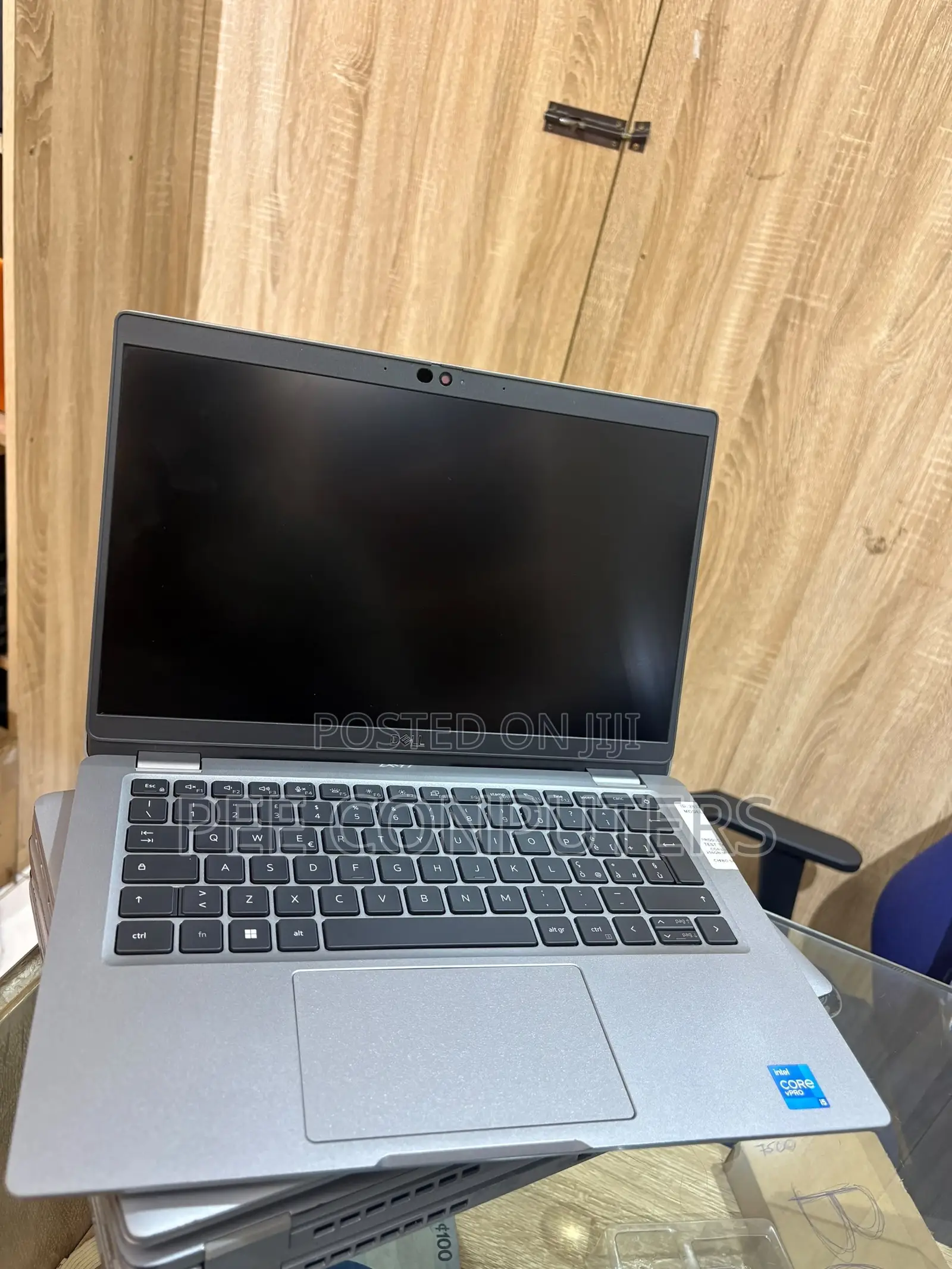 Laptop Dell Latitude 5320 16GB Intel Core i5 SSD 256GB