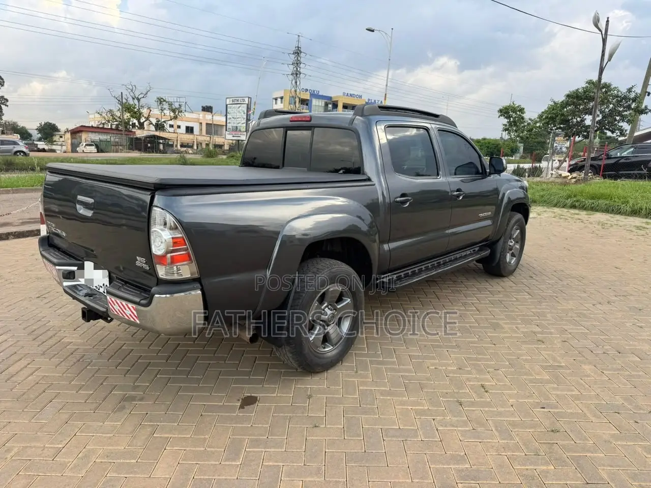 Toyota Tacoma Double Cab 4x4 4.0L V6 5-Speed Automatic 2013 Gray