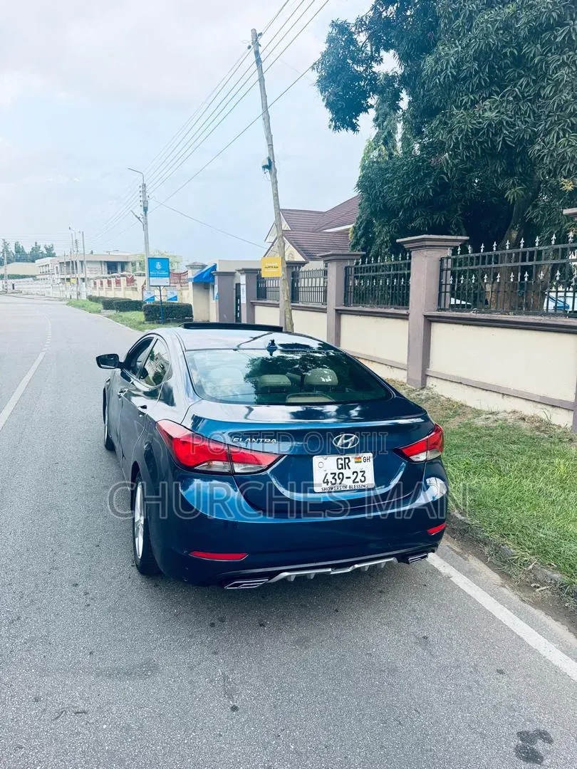 Hyundai Elantra Limited Sedan FWD (1.8L 4cyl 6A) 2016 Blue