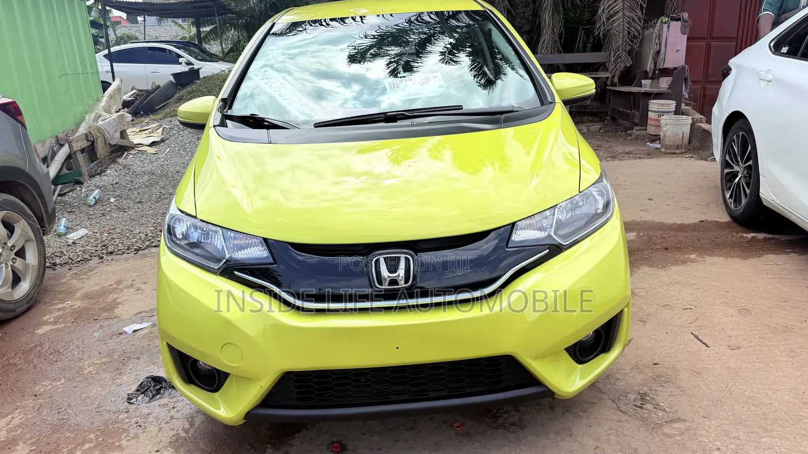 Honda Fit 2015 Yellow