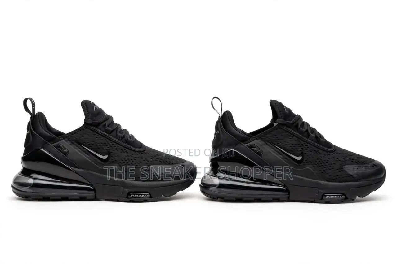Nike Air Max 270 - Triple Black