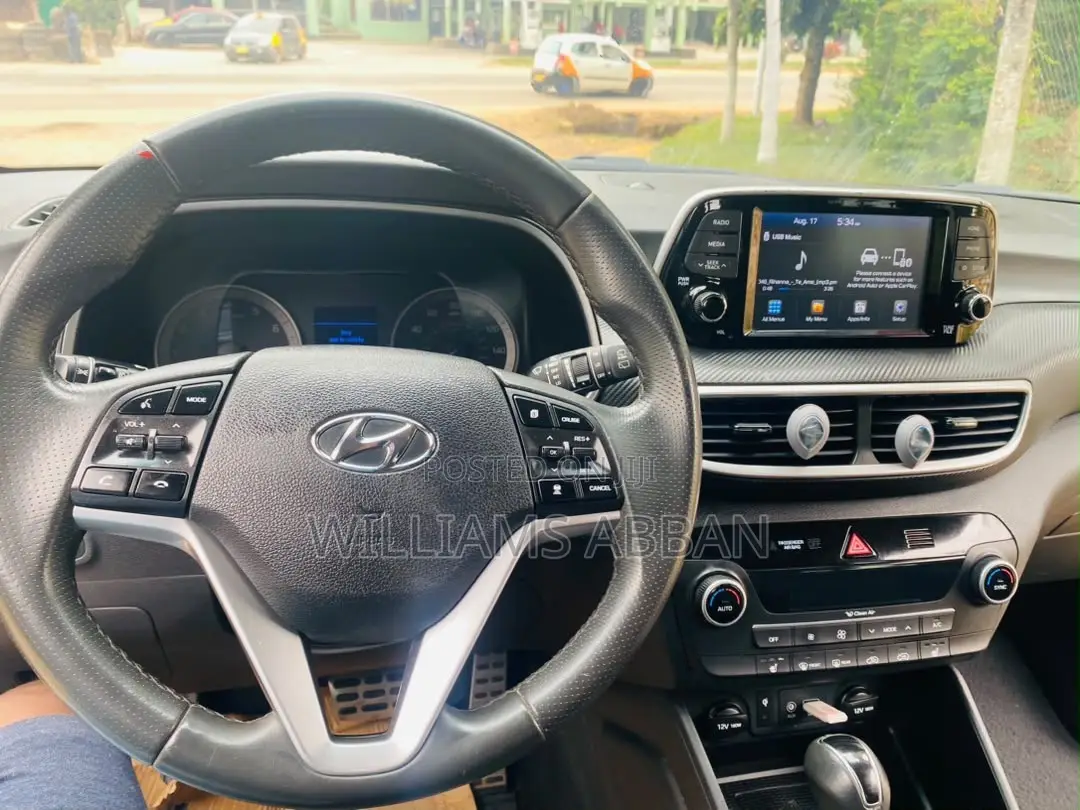 Hyundai Tucson Limited FWD 2019 Red