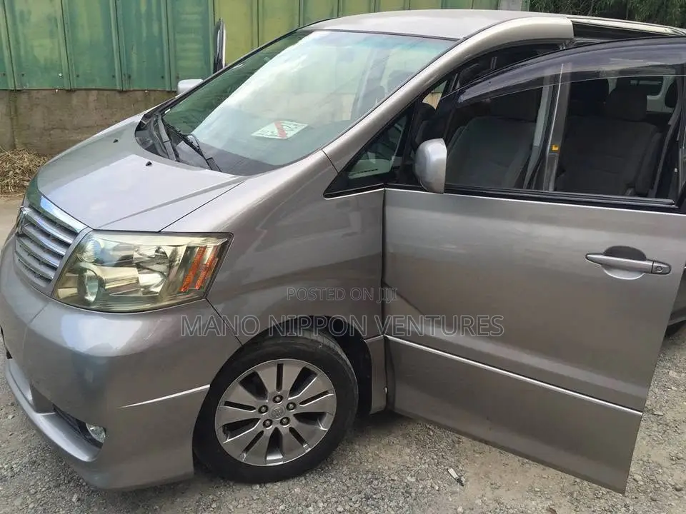 Toyota Alphard 2.4 Petrol AWD 2005 Brown