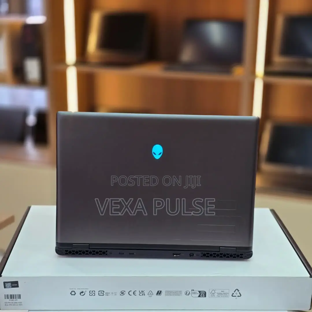 Laptop Alienware M16 R2 16GB Intel Core Ultra 7 SSD 512GB