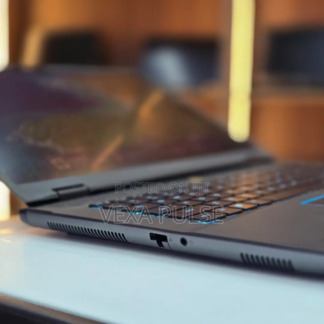 Laptop Alienware M16 R2 16GB Intel Core Ultra 7 SSD 512GB