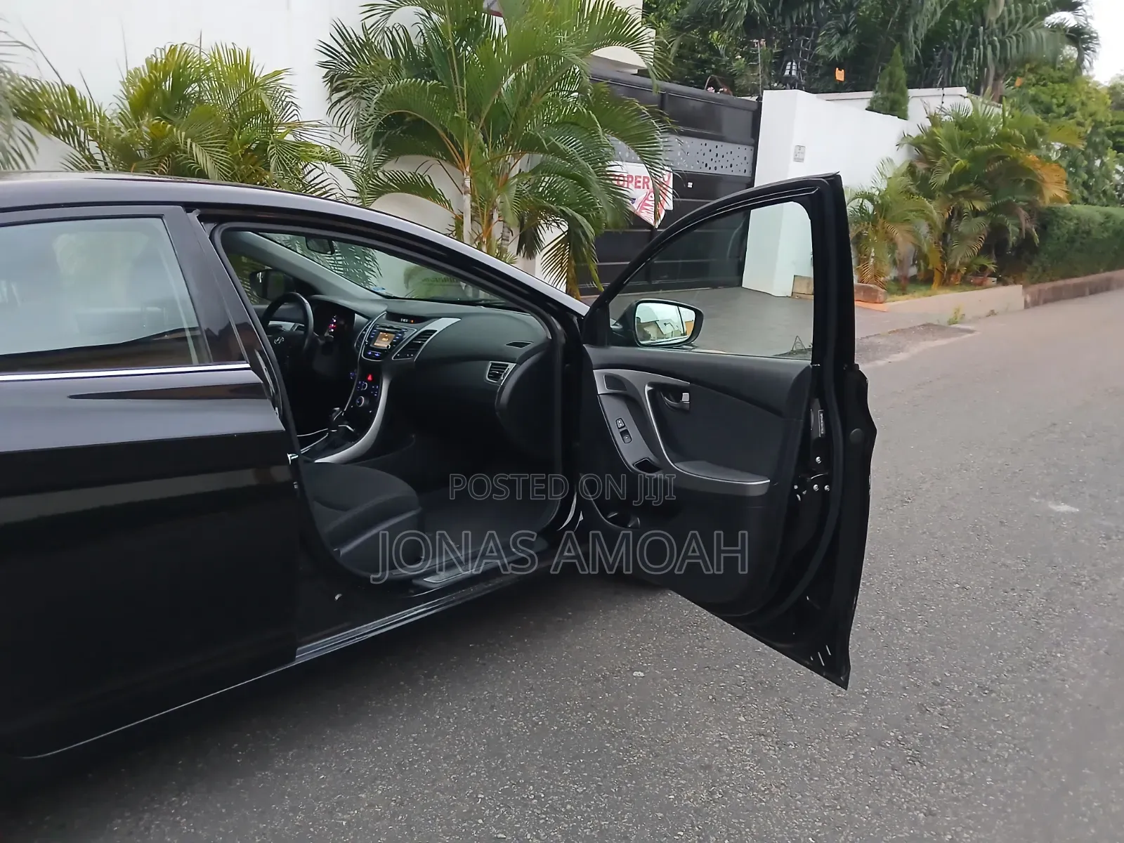 Hyundai Elantra SE Sedan FWD (1.8L 4cyl 6A) 2016 Black