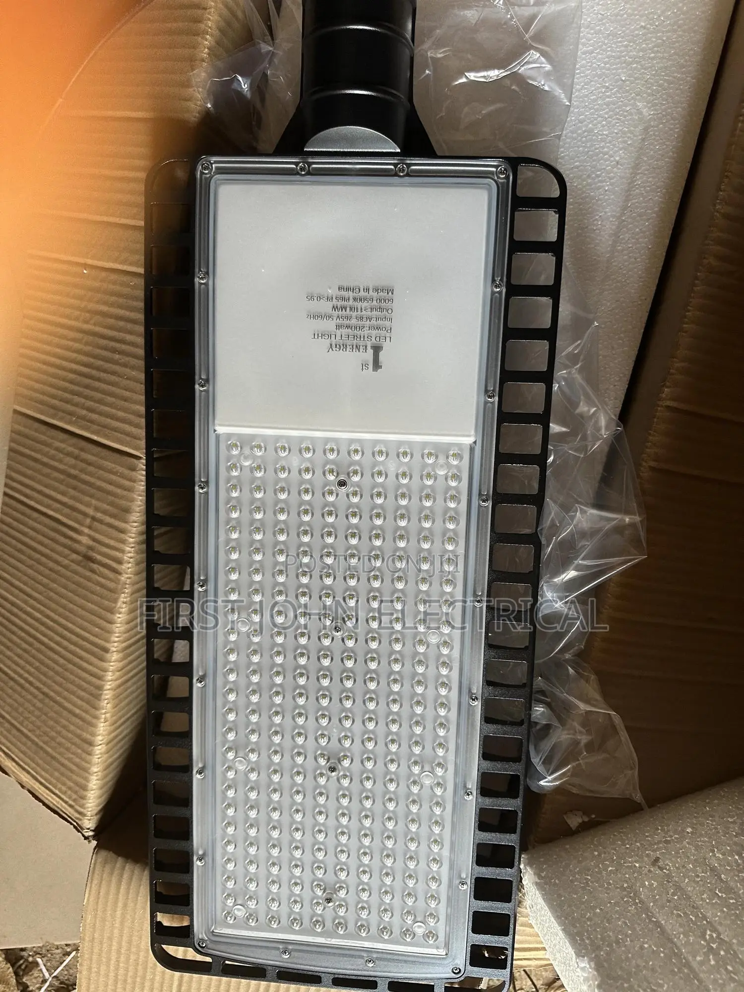 Quality 200watt Led Street Lights(complete)