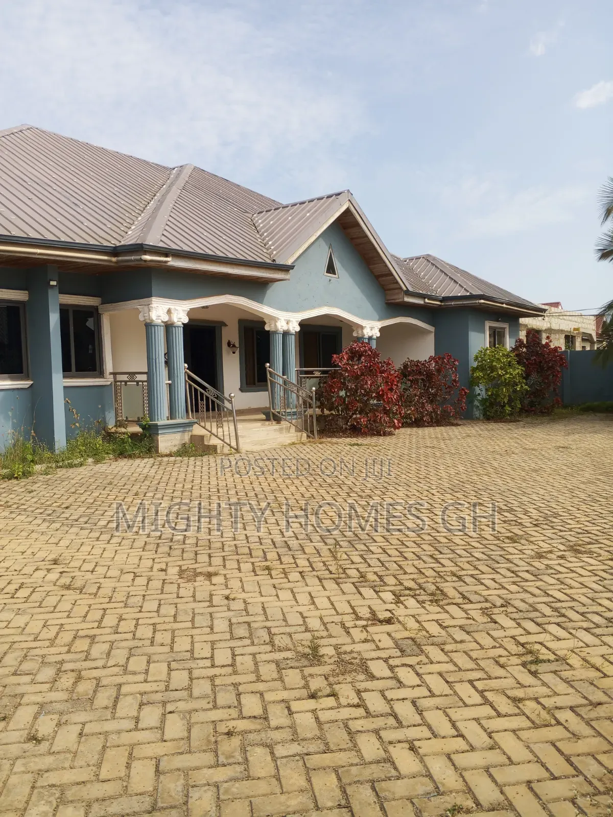 5bdrm House in Mighty Homes, Kasoa for rent