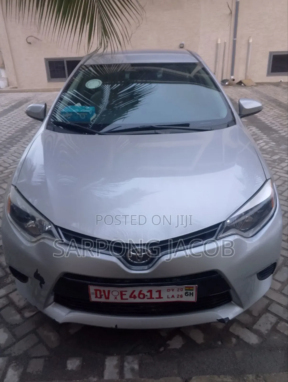 Toyota Corolla LE Plus 4dr Sedan (1.8L 4cyl CVT) 2016 Silver