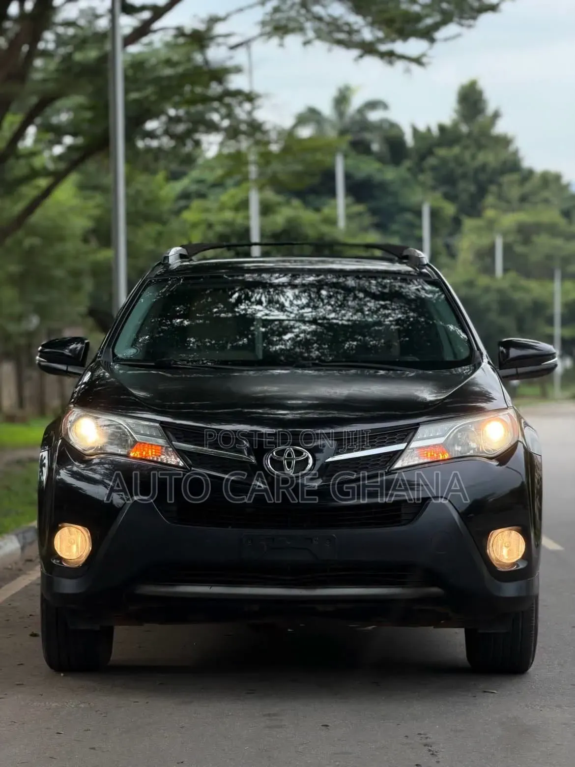 Toyota RAV4 XLE 4dr SUV (2.5L 4cyl 6A) 2015 Matt Black
