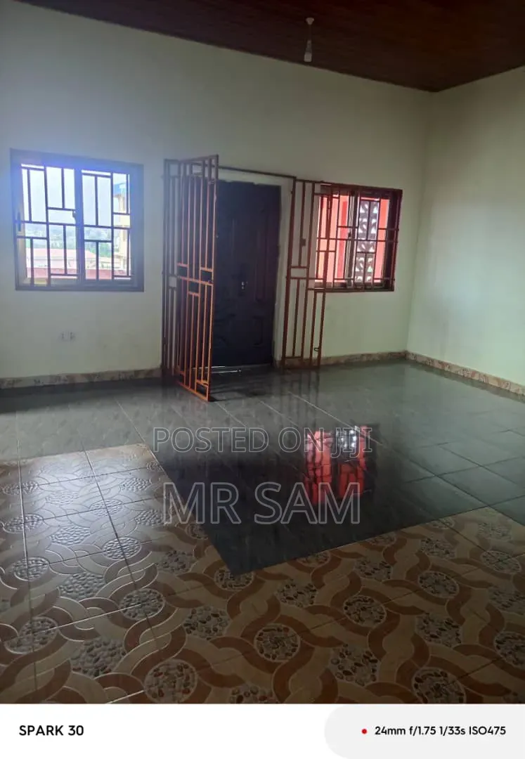 3bdrm House in Kasoa Ofankor, New Market for sale