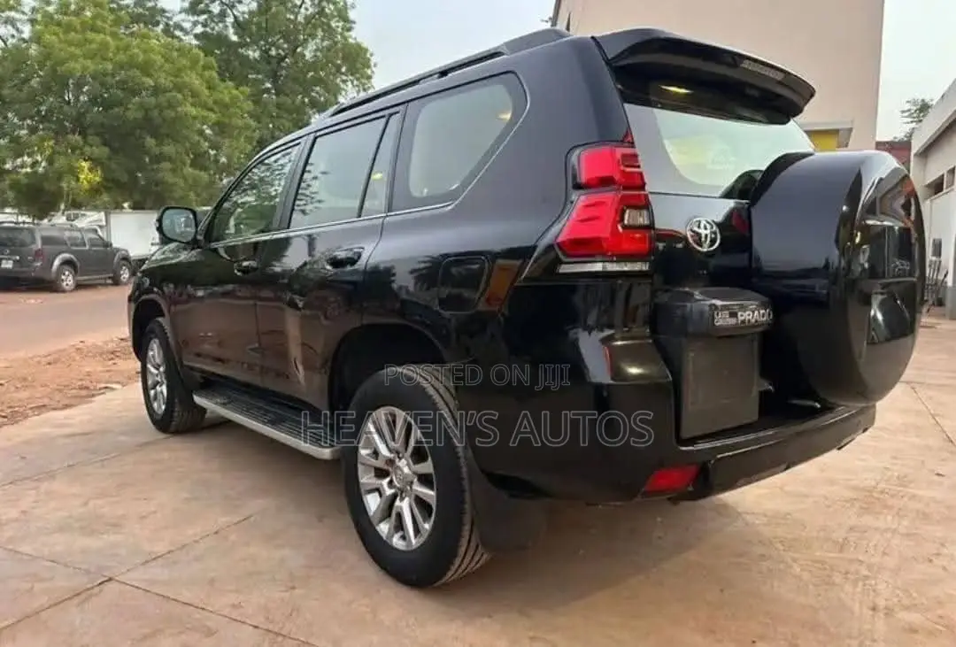 Toyota Land Cruiser Prado 2021 Black