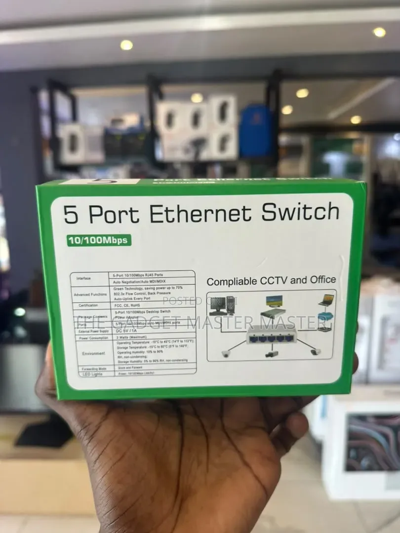 5 Ports RJ-45 Ast Ethernet Switch