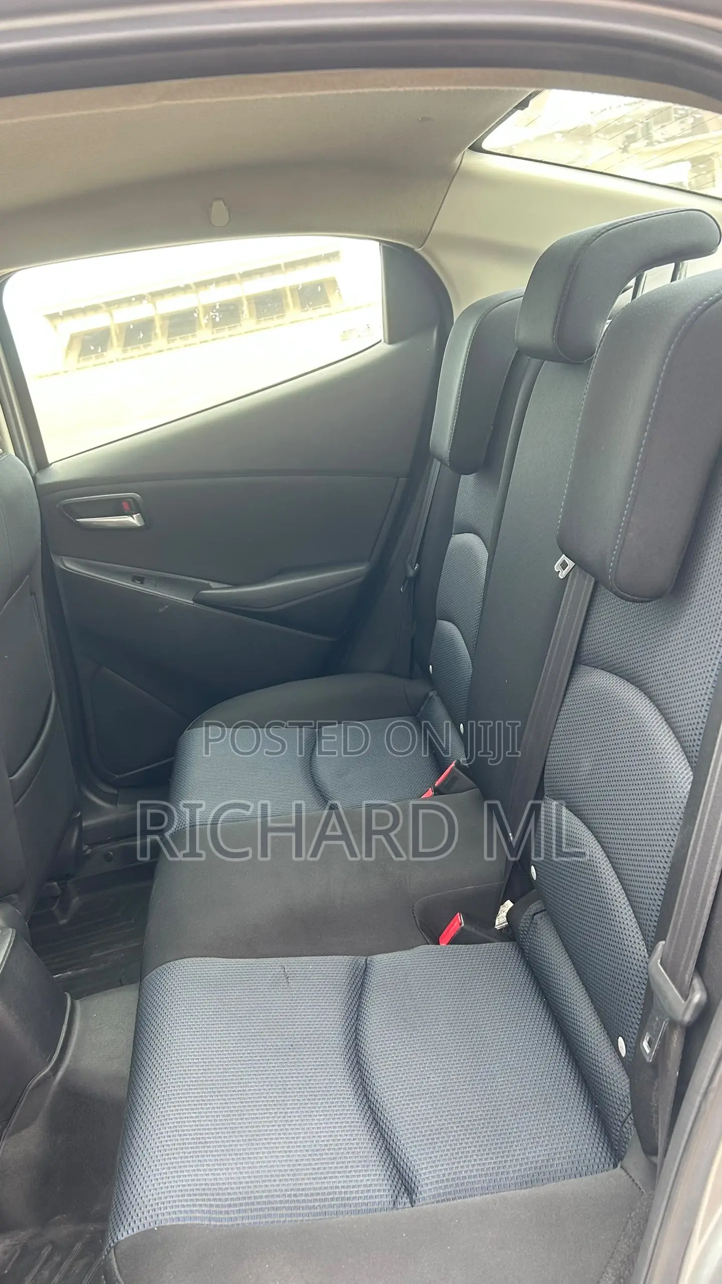 Scion iA Base 2016 Silver