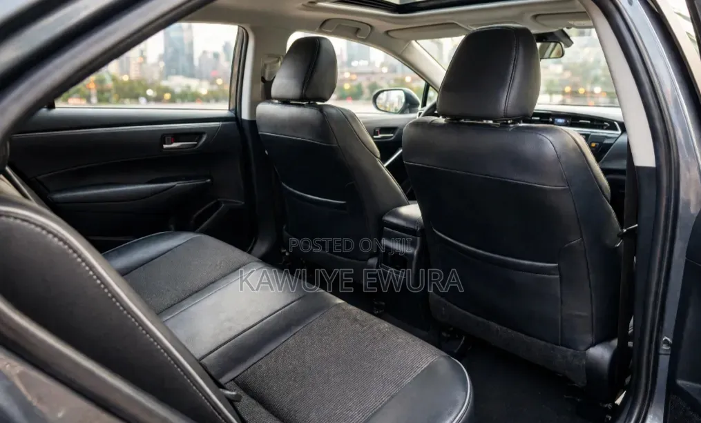 Toyota Corolla 2016 Gray