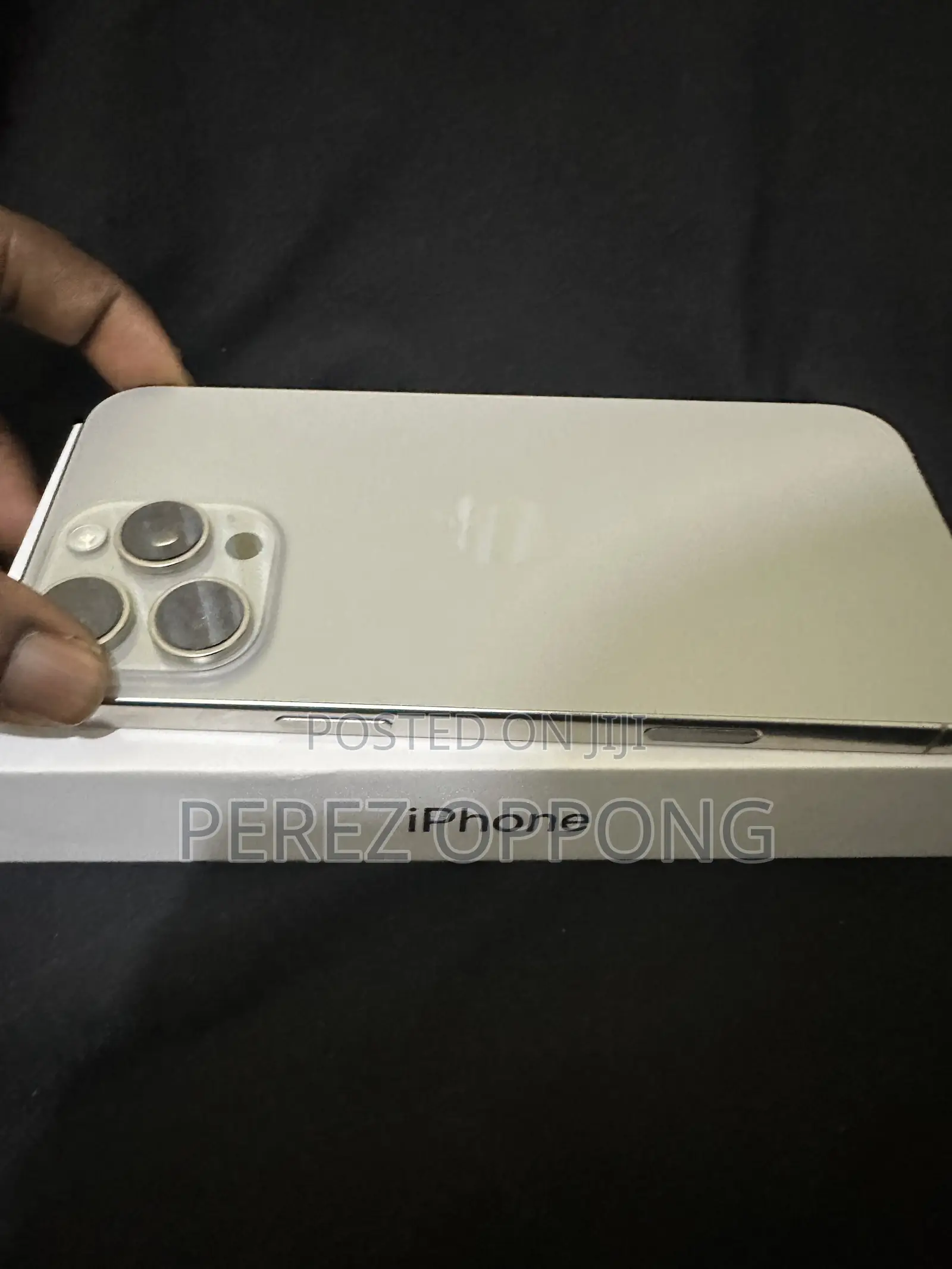 Apple iPhone 16 Pro Max 256 GB Gold